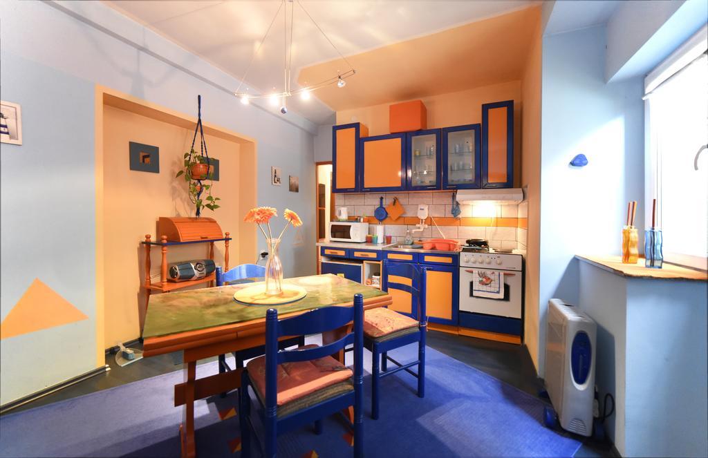 Apartment Orange Purple Blue Zagreb Dış mekan fotoğraf